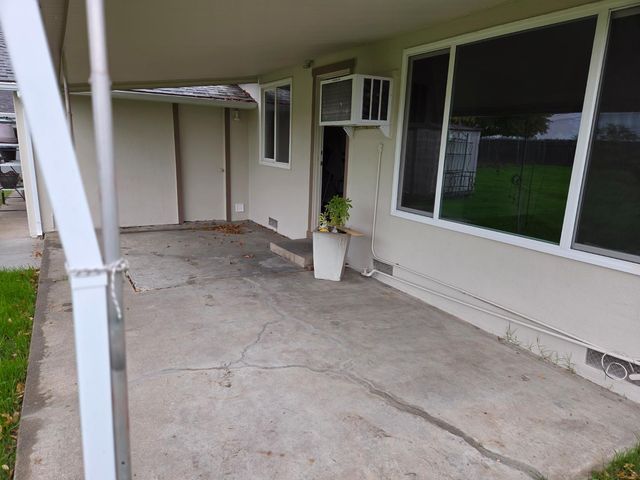 6462 Golf View Dr, Sacramento, CA 95822