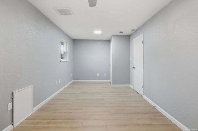 1070 Lonesome Trail, Driftwood, TX 78619