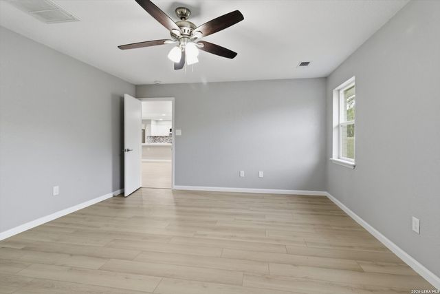 1070 Lonesome Trail, Driftwood, TX 78619