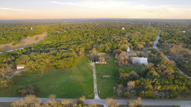 1070 Lonesome Trail, Driftwood, TX 78619