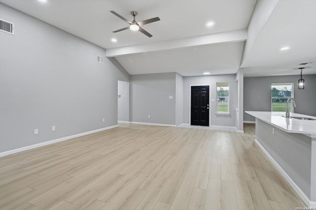 1070 Lonesome Trail, Driftwood, TX 78619