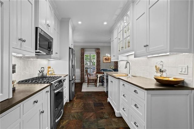 5241 Glenridge Drive, Atlanta, GA 30342