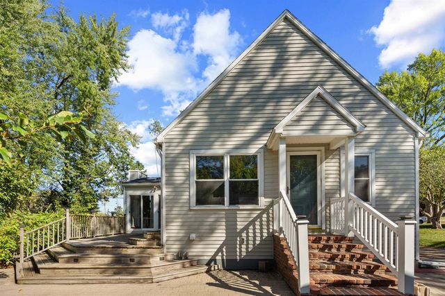 114 Hanna Boulevard, Waterloo, IA 50701