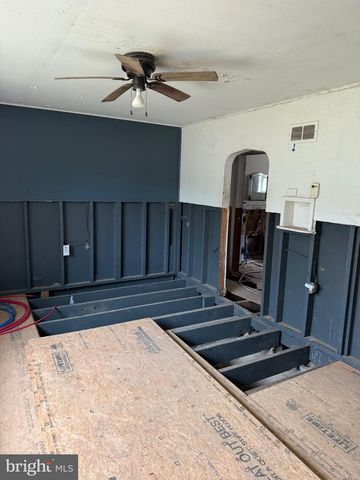 35 HIBRIDGE CIR, Lewistown, PA 17044