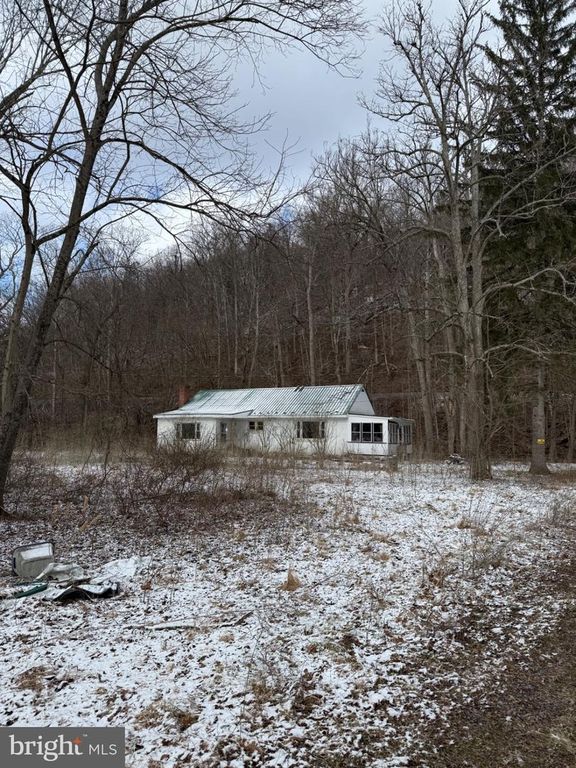 35 HIBRIDGE CIR, Lewistown, PA 17044