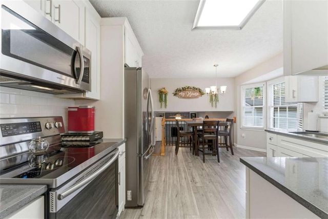 11846 Pine Needle Lane, Hampton, GA 30228