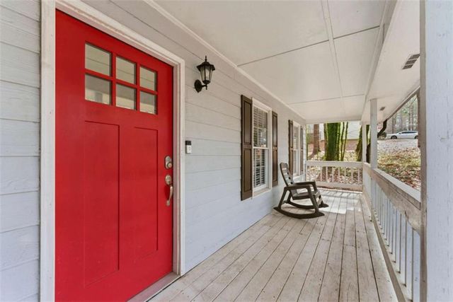 11846 Pine Needle Lane, Hampton, GA 30228