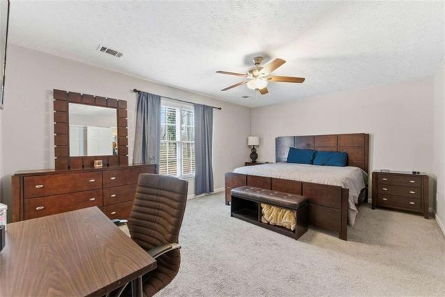 11846 Pine Needle Lane, Hampton, GA 30228