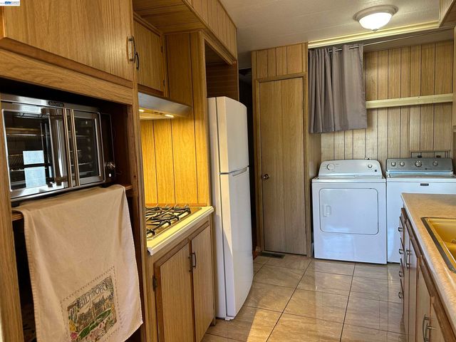 1500 W Winton Ave 123, Hayward, CA 94545