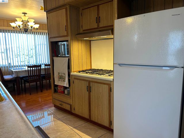 1500 W Winton Ave 123, Hayward, CA 94545