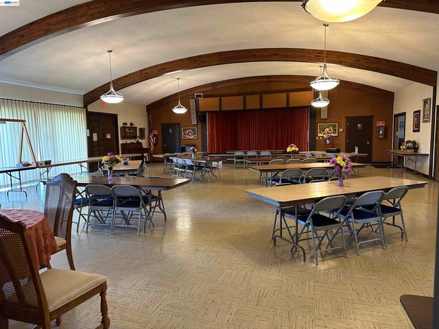 1500 W Winton Ave 123, Hayward, CA 94545