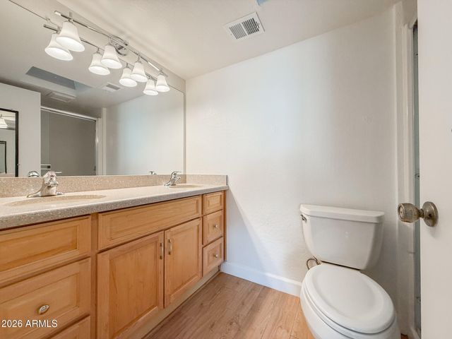 13817 N 42ND Street, Phoenix, AZ 85032