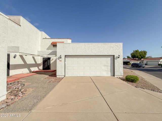 13817 N 42ND Street, Phoenix, AZ 85032