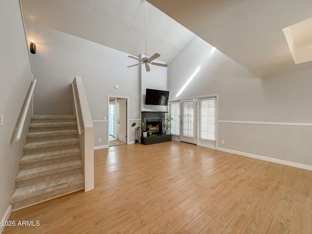 13817 N 42ND Street, Phoenix, AZ 85032