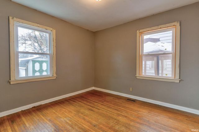 1605 Ravenswood Drive, Evansville, IN 47714