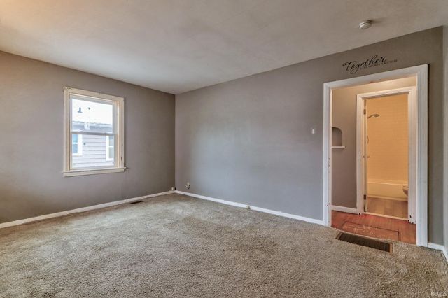 1605 Ravenswood Drive, Evansville, IN 47714