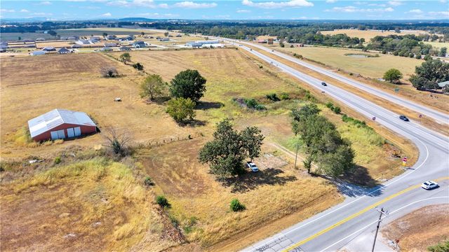 412 Hwy 412 Highway, Hindsville, AR 72738
