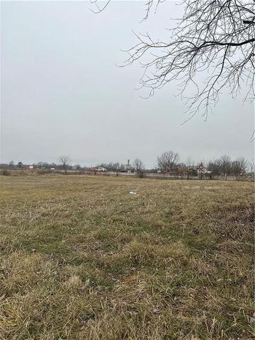 412 Hwy 412 Highway, Hindsville, AR 72738