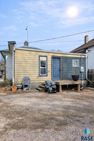 819 11Th St Street, Sioux Falls, SD 57104