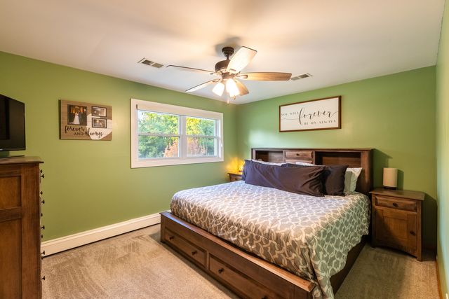 6121 James Street, Tinley Park, IL 60477