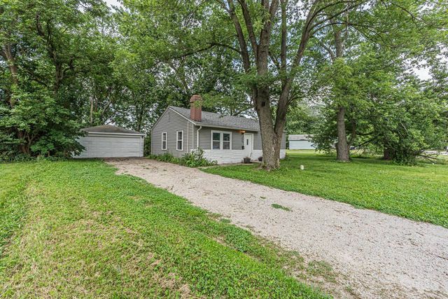 307 Louis Road, Joliet, IL 60433