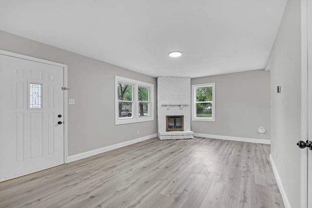 307 Louis Road, Joliet, IL 60433