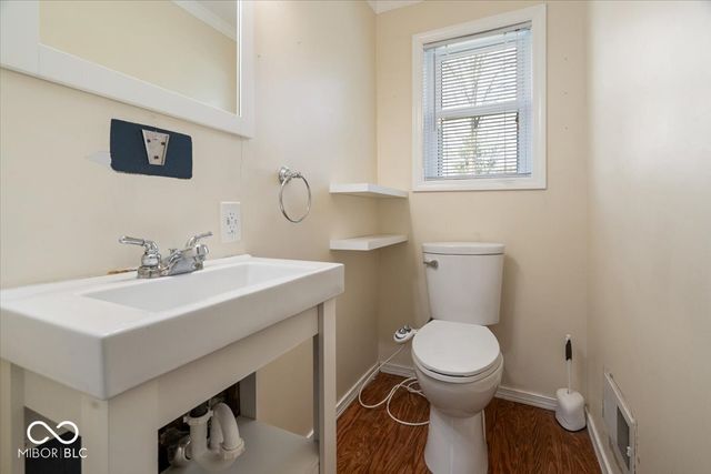 5232 Lancelot Drive, Indianapolis, IN 46228