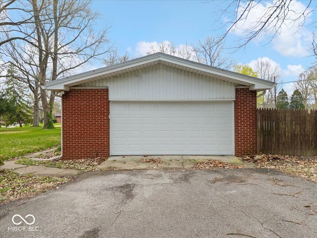 5232 Lancelot Drive, Indianapolis, IN 46228