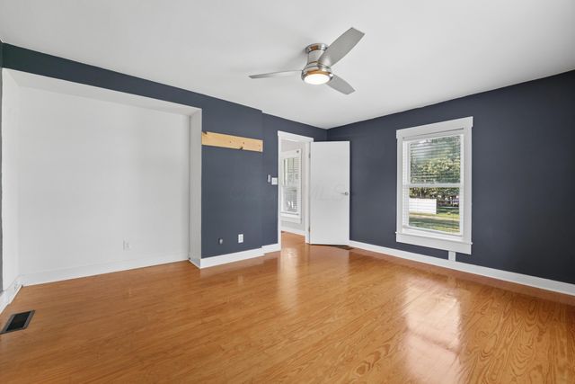 325 Main Street, Groveport, OH 43125