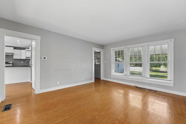 325 Main Street, Groveport, OH 43125