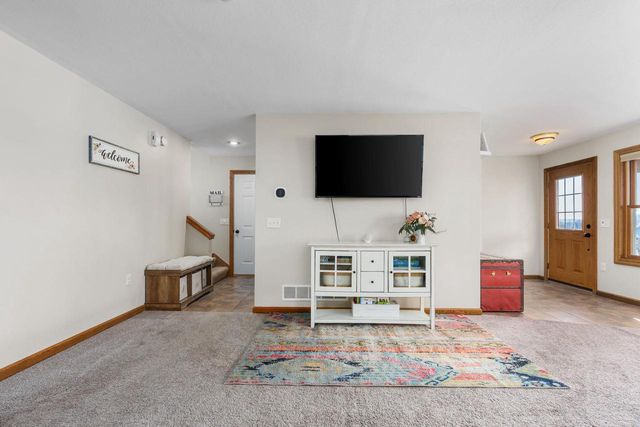 2002 Retzlaff Drive, Reedsburg, WI 53959