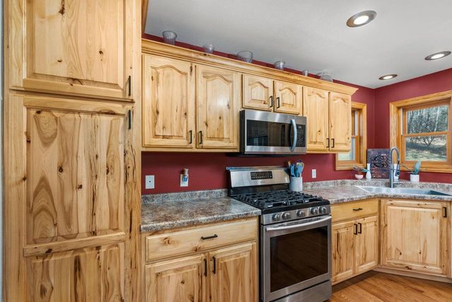 2002 Retzlaff Drive, Reedsburg, WI 53959