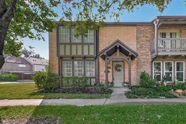 2267 Triway Lane 231, Houston, TX 77043