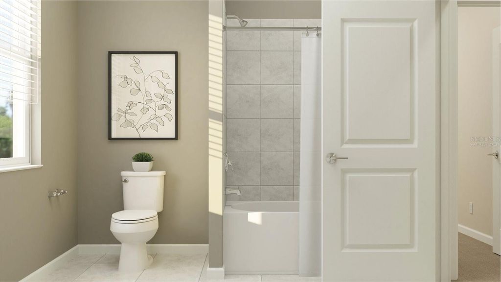 Image 10 of property listing at 673 TUNDRA LOOP, Groveland, FL 34736