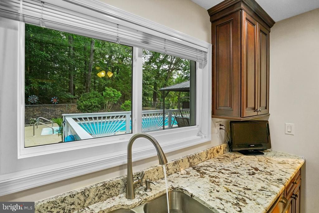 Image 21 of property listing at 7726 SPRING OAK DR, La Plata, MD 20646