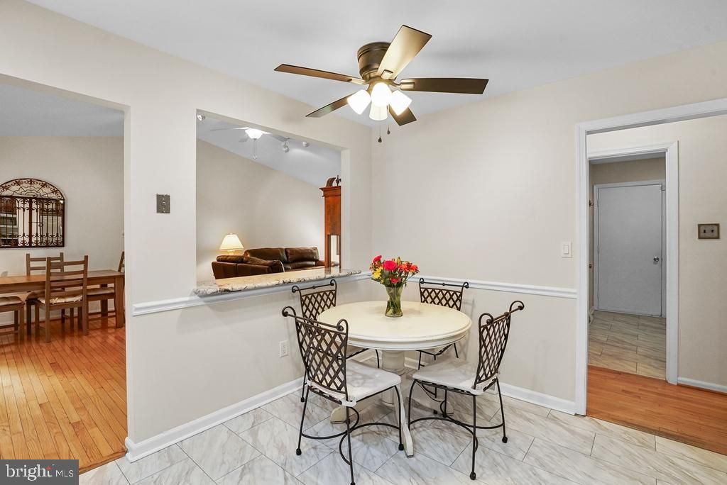 Image 23 of property listing at 7726 SPRING OAK DR, La Plata, MD 20646