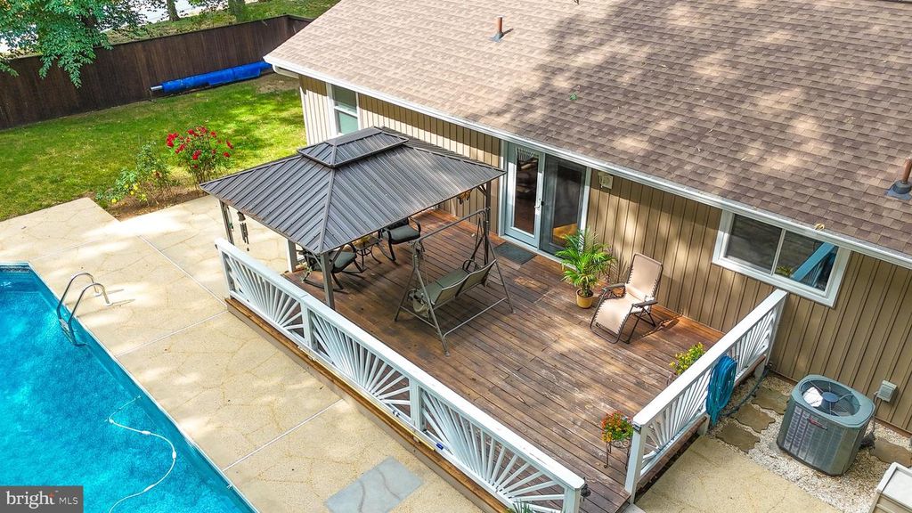 Image 49 of property listing at 7726 SPRING OAK DR, La Plata, MD 20646