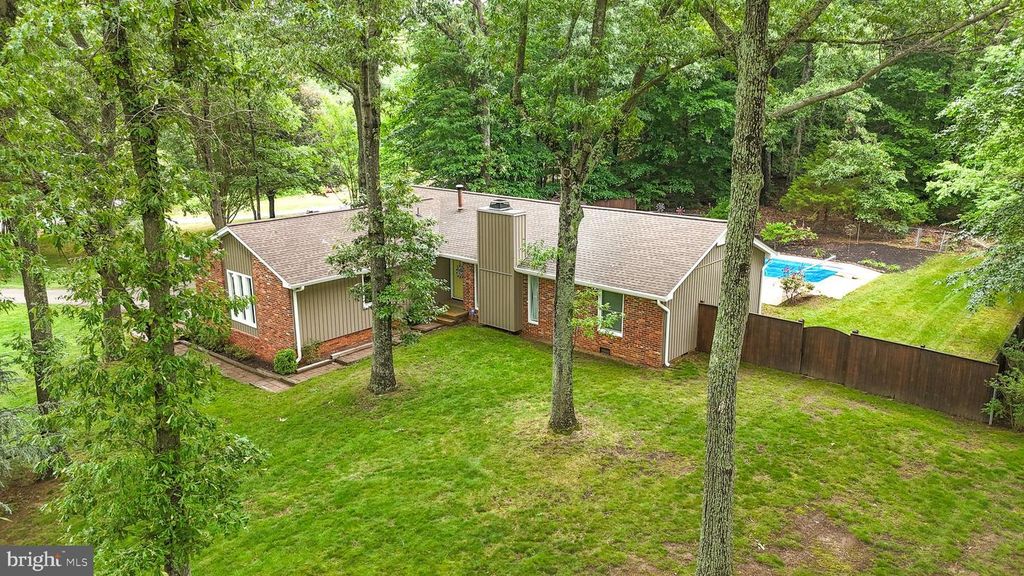 Image 64 of property listing at 7726 SPRING OAK DR, La Plata, MD 20646