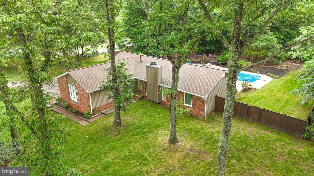 Image 66 of property listing at 7726 SPRING OAK DR, La Plata, MD 20646