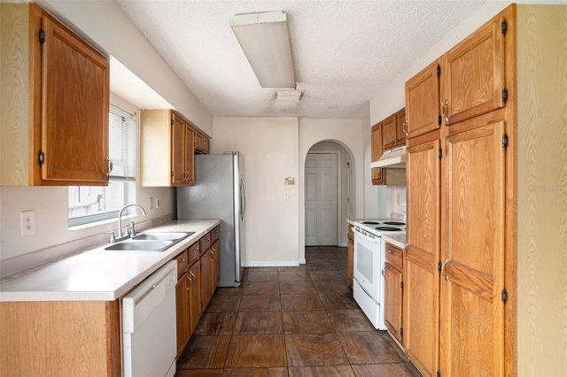 739 BURLWOOD STREET, Brandon, FL 33511