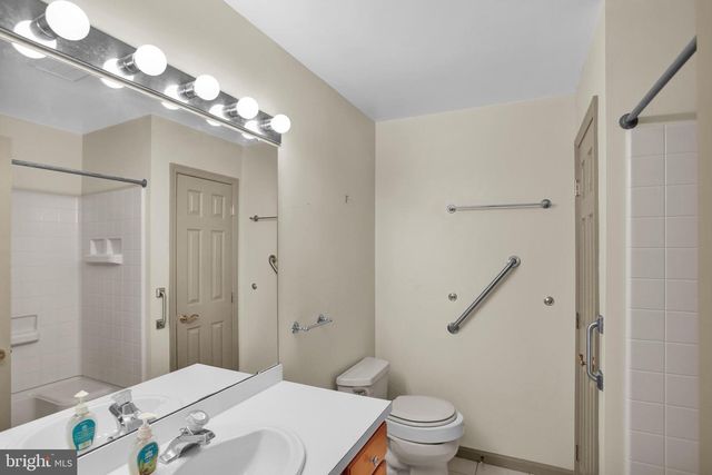 160 HICKORY LANE, Wyomissing, PA 19610