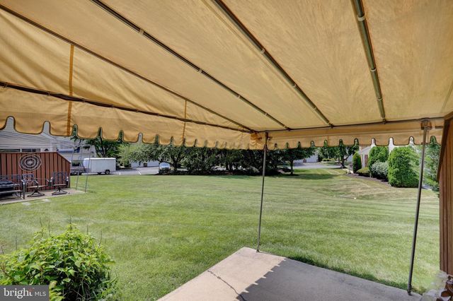 160 HICKORY LANE, Wyomissing, PA 19610