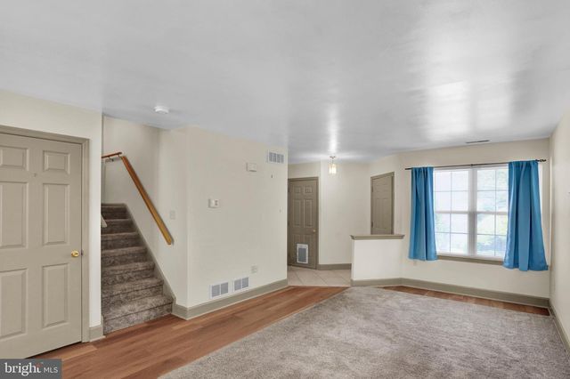 160 HICKORY LANE, Wyomissing, PA 19610