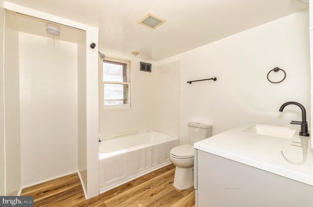 602 DIVISION STREET, Gloucester City, NJ 08030