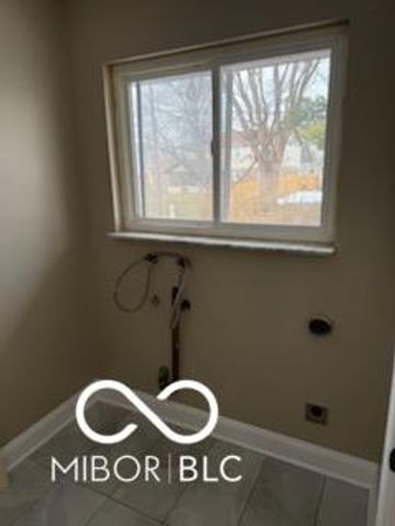 5506 Hollister Drive, Speedway, IN 46224