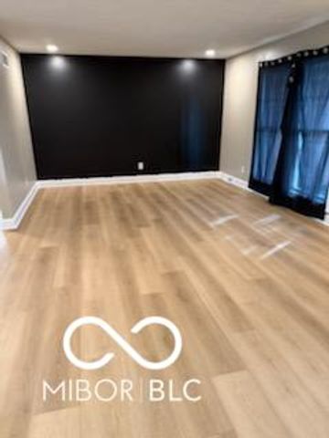 5506 Hollister Drive, Speedway, IN 46224