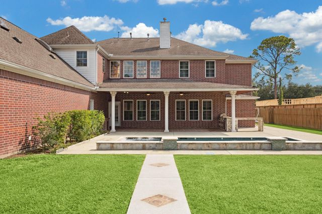 9206 Westview Drive, Houston, TX 77055