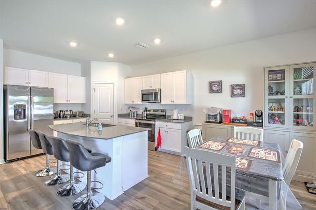 34991 MULRION DRIVE, Zephyrhills, FL 33541