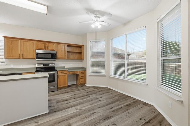 6917 Club Creek Drive, Fort Worth, TX 76137