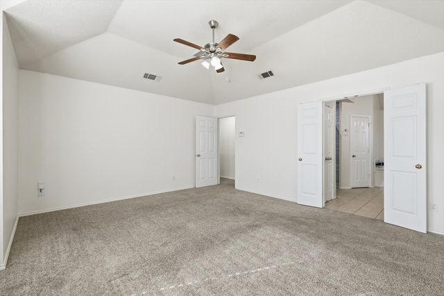 6917 Club Creek Drive, Fort Worth, TX 76137